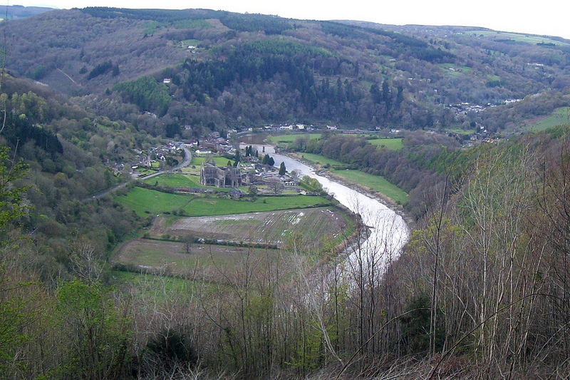 Lines Composed a Few Miles Above Tintern Abbey by William Wordsworth